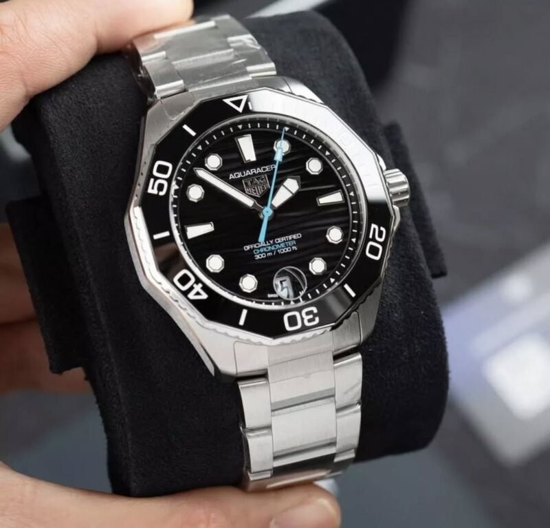 TAG HEUER AQUARACER PROFESSIONAL 300 PREMIUM