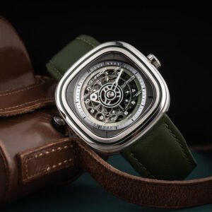 Sevenfriday T1/06 Encased