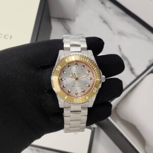 GUCCI UNISEX DIVE YA136357