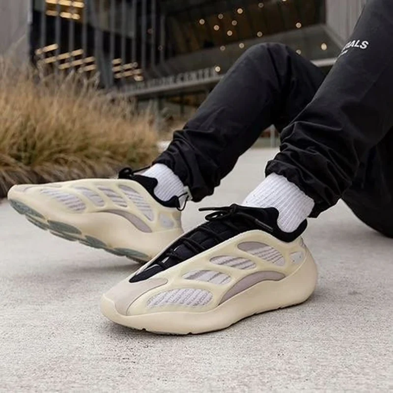 Premium Adidas Yeezy 700 V3 Azael Shoes for Men (SOH05)