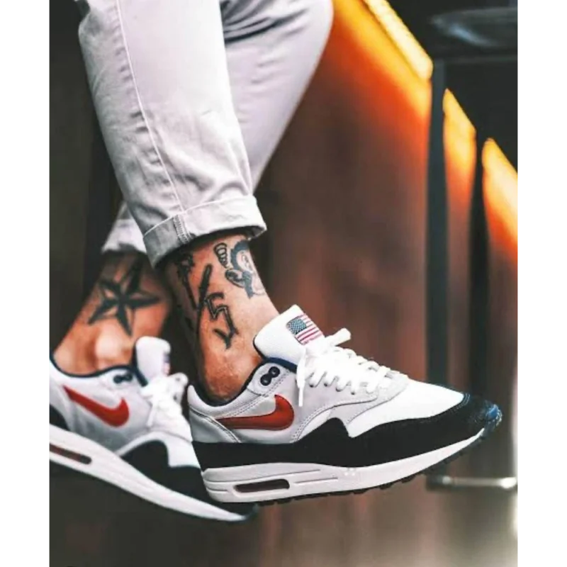 Trendy Nike Airmax 1 USA Shoes for Men (BS337)