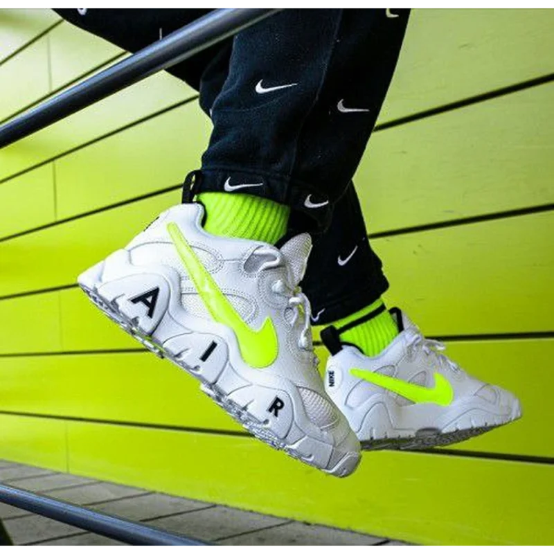 43-Nike-Air-Barrage-Low-Volt-3599-1.webp Premium Nike Air Barrage Low Volt Shoes for Men (AME298)