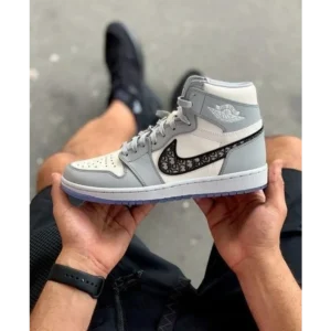 Stylish Nike Air Jordan Retro 1 R Shoes for Men (SW4774)
