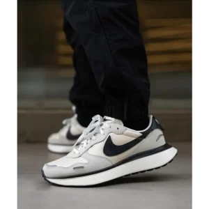 Superb Nike Phoenix Waffle Shoes for Men (SL4569)