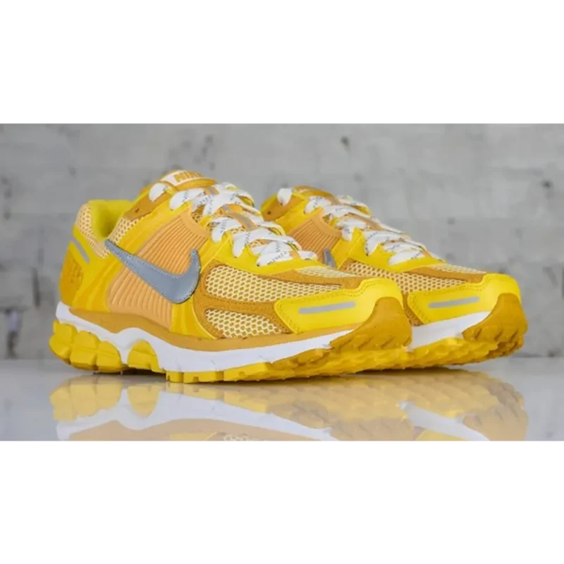 9410571046242ce865b3c627a4ad2c46.webp Superb Nike Zoom Vomero 5 Shoes for Men (SL4602)