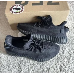 Superb Adidas Yeezy Boost 350 V2 Shoes for Men (SL4523)