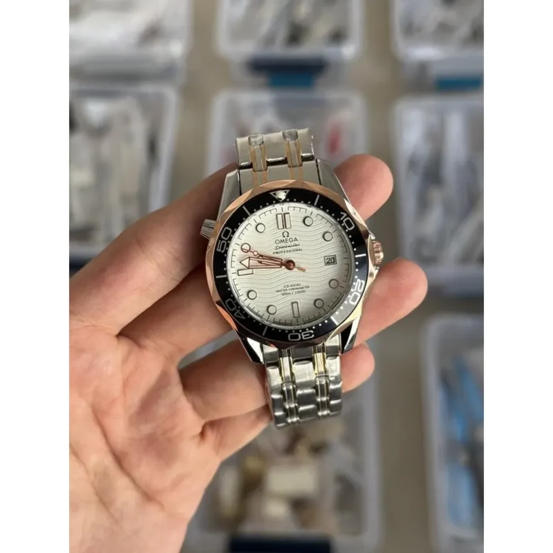 Omega Watch Speedmaster For Men (SW1533)