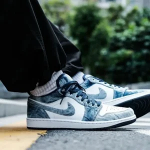 Classy Nike Air Jordan 1 Low Denim Blue Shoes For Men (CSO4233)