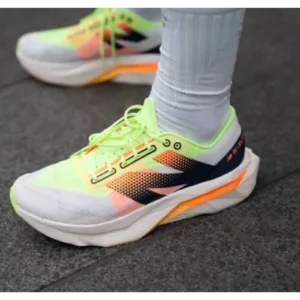 Trendy New Balance Fuelcell Rebel V4 White Neon Shoes For Men (SHUB744)