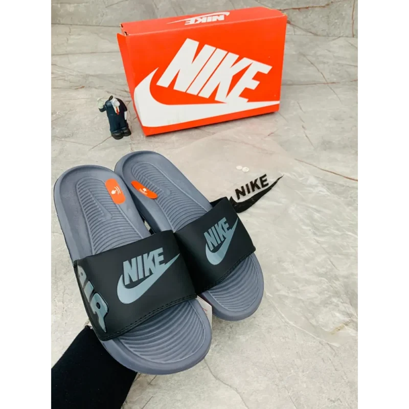 Trendy Nike Air Flip Flops For Men (BH1009)