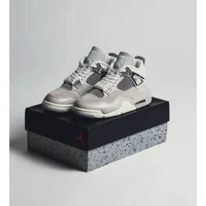 Stylish Nike Air Jordan Retro 4 Frozen Shoes For Men (SW5810)