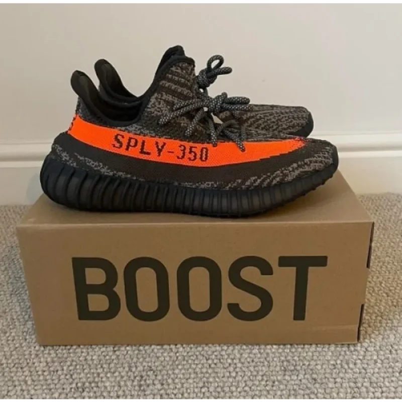 Stylish Adidas Yeezy Boost 350 V2 Shoes For Men (SW5804)