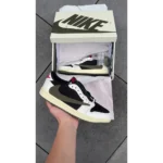 Stylish Nike Air Jordan 1 Retro Low Shoes For Men (SW5671)