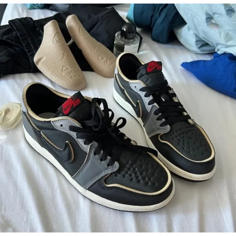 Stylish Nike Air Jordan 1 Low Dark Smoke Shoes For Men (SW5812)