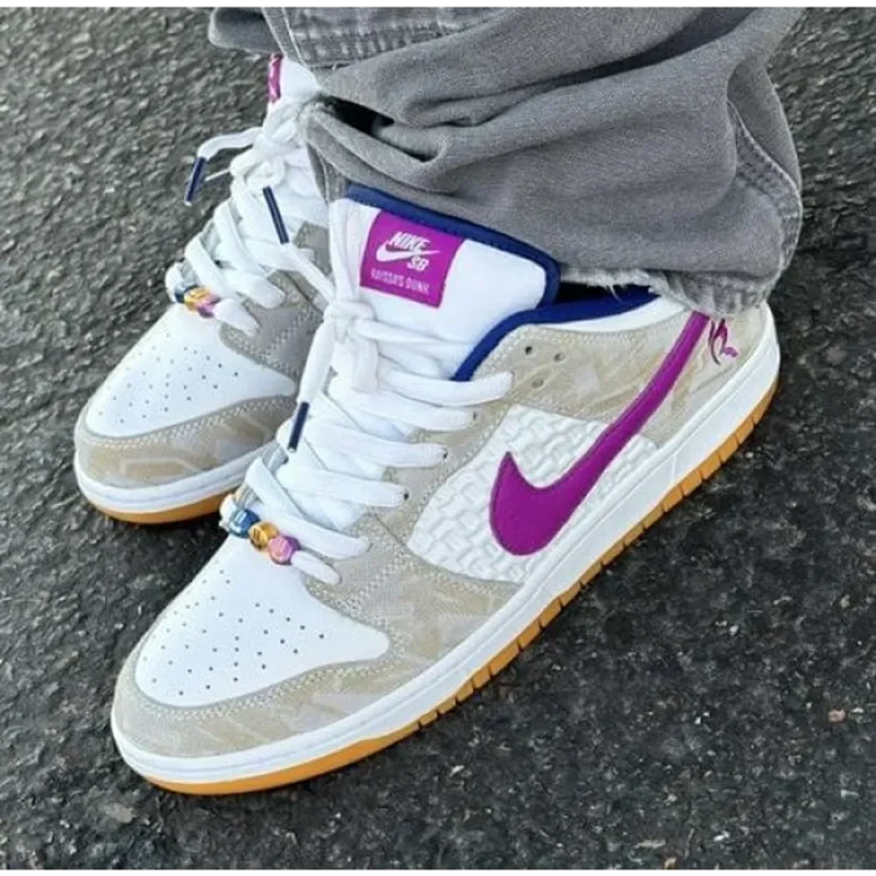 p-44-11-08-52-783732.webp Premium Nike Sb Dunk Low X Rayssa Leal Vivid Purple Shoes For Men (SW6298)