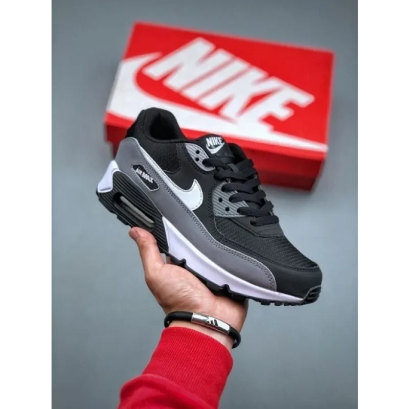 p-56e52446e78e04209ffdeb11bf203e62-1-10-38-40-513729.webp Stylish Nike Air Max 90 Essential Black White Shoes For Men (SW5631)
