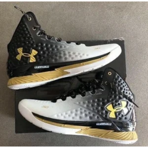 Trendy Under Armour Ua 2015 Curry 1 Mvp Black Gold Shoes For Men (SHUB722)