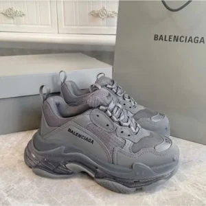 Classy Balenciaga Triple S Grey Shoes For Men (SHH07782)