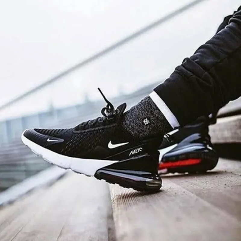 Stylish Nike Air Max 270 Black White Shoes For Men (QT152)