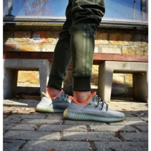 Classy Adidas Yeezy 350 V2 Shoes For Men (LL535)