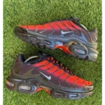 Stylish Nike Air Max Plus Black Red Shoes For Men (TS827)