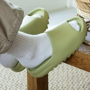 Stylish Adidas Yeezy Resin Slide For Men (TS846)