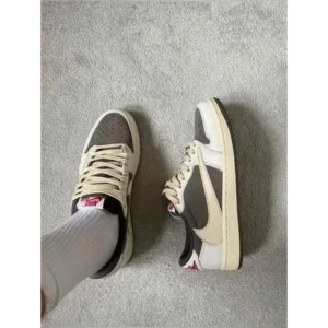 Stylish Air Jordan Retro 1 Travis scott Reverse Shoes For Men (SF13)