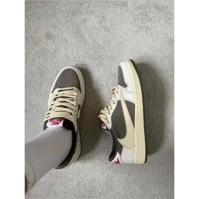 Stylish Air Jordan Retro 1 Travis scott Reverse Shoes For Men (SF13)