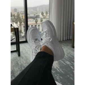 Stylish Nike Air Force 1 White Shoes For Women (BME173)