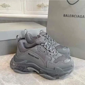 Classy Balenciaga Triple S Grey Shoes For Men (SP246)