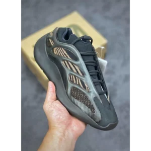 Imported Adidas Yeezy 700 V3 Clay Brown Shoes For Men (BSF1738)
