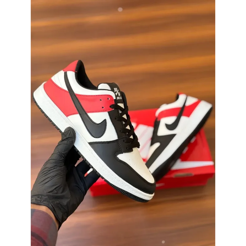 Trendy Nike Dunk Casual, Sports and Party Wear Shoes For Men (LAZ1505)