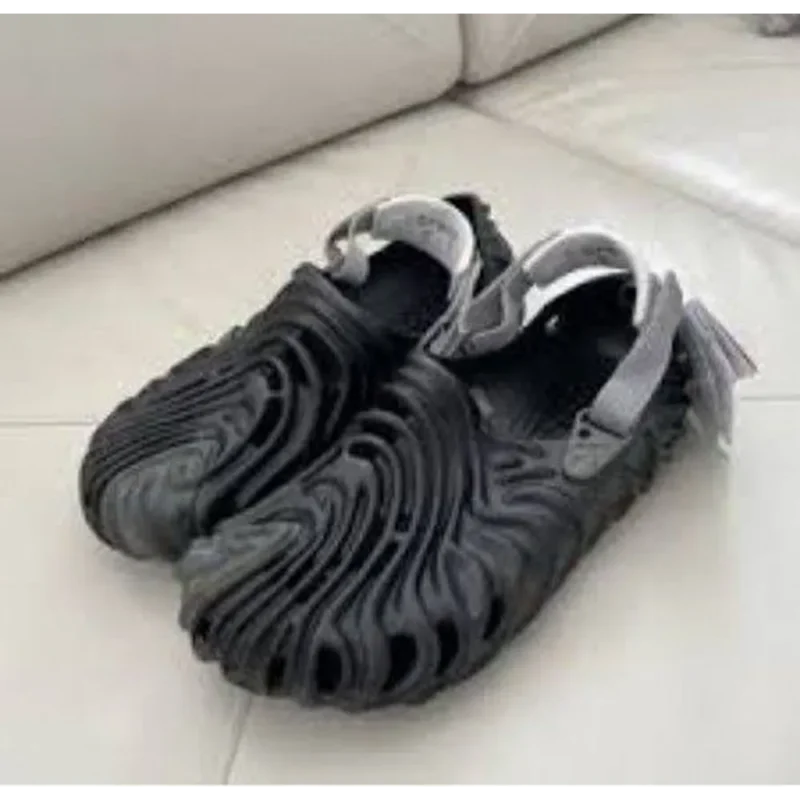 p-photo-2024-12-14-11-22-36-2-12-35-29-174535.webp Trendy Crocs Pollex Clog By Saleha Bembury Urchin For Men (FF666)