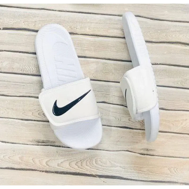 Trendy Nike Air Max Flip Flops For Men (FF670)