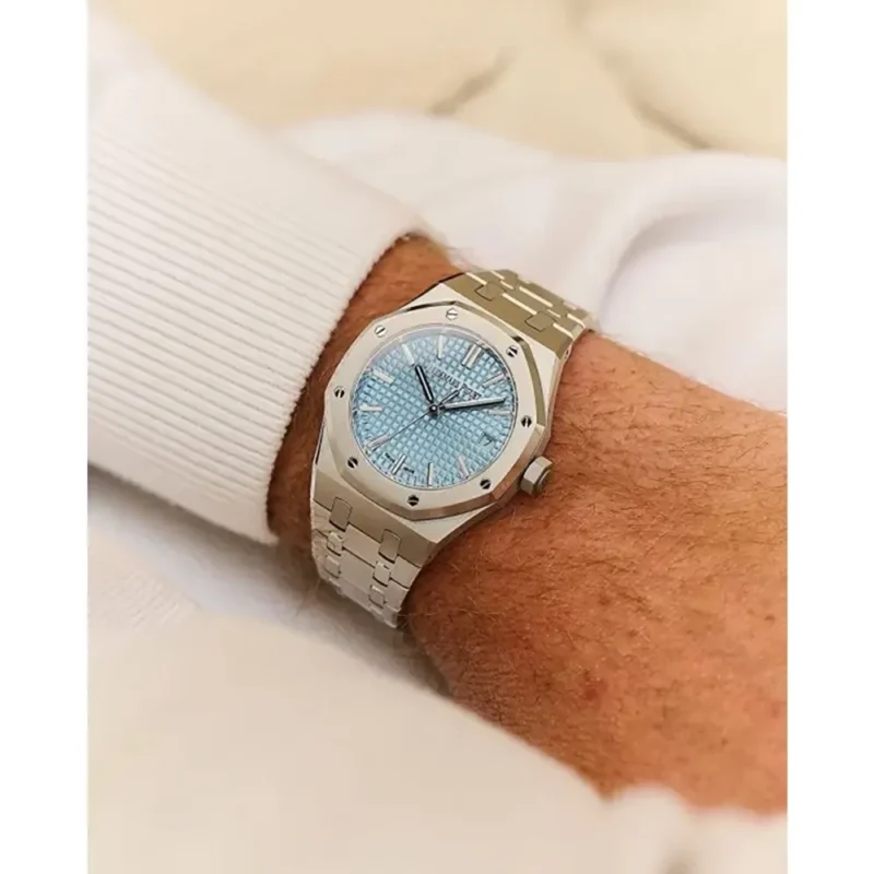 Stylish Audemars Piguet Watch For Men (LAZ602)