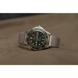 Stylish Omega Seamaster Diver Watch 300M Automatic For Men (SG757)