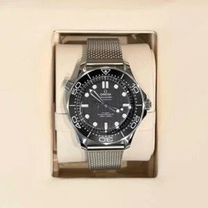 Stylish Omega Seamaster Diver Watch For Men (BSF1007)