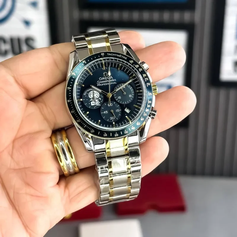 Stylish Omega Watch Speedmaster For Men (MGC22)