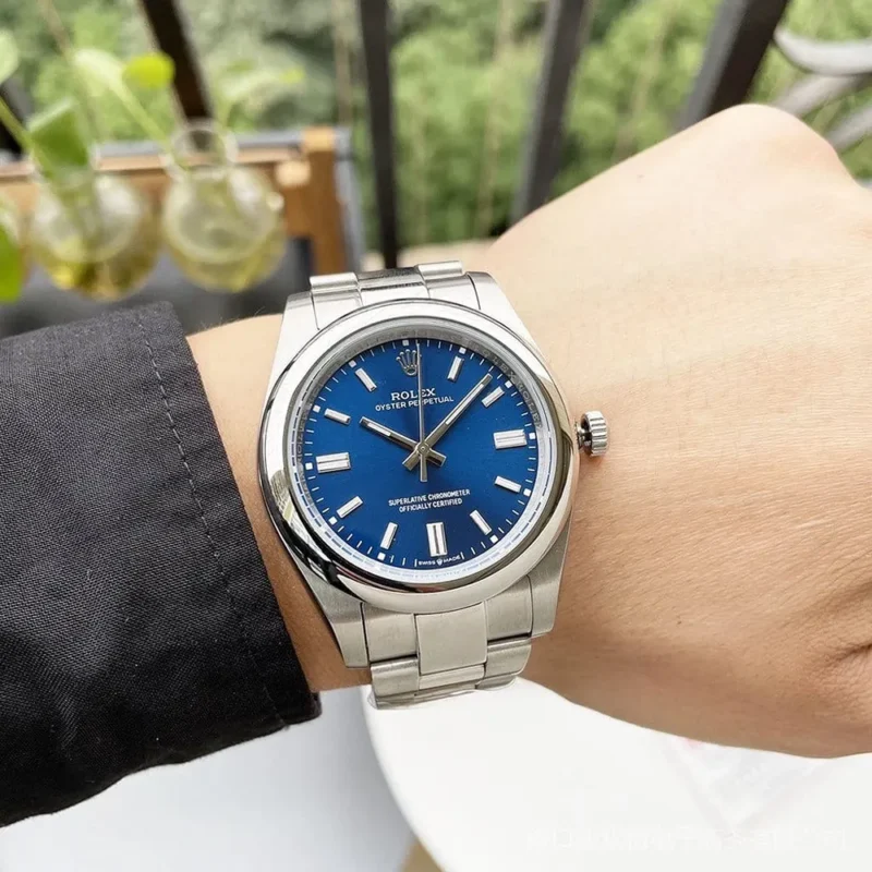 Trendy Rolex Watch For Men (SG-8472) Trendy Rolex Watch For Men (SG-8472)